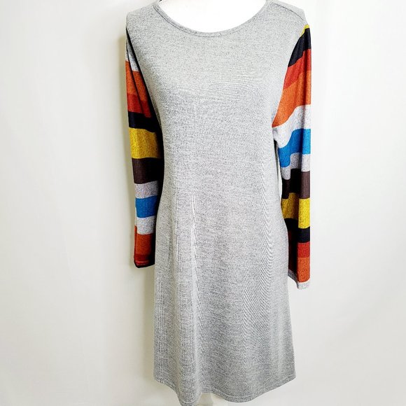 Color Block Striped Sleeve Dress - Picture 2 of 4